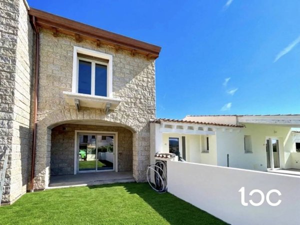 appartamento in vendita a San Teodoro(SS) in zona Badualga / La Runcina