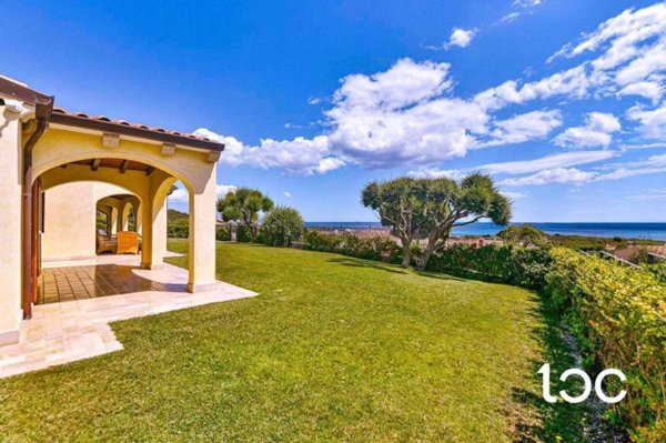 casa indipendente in vendita a San Teodoro(SS) in zona Costa Caddu