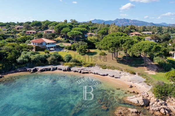 casa indipendente in vendita a San Teodoro(SS) in zona Lu Impostu