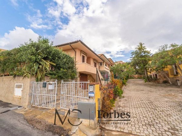 casa indipendente in vendita a San Teodoro(SS) in zona San Teodoro centro