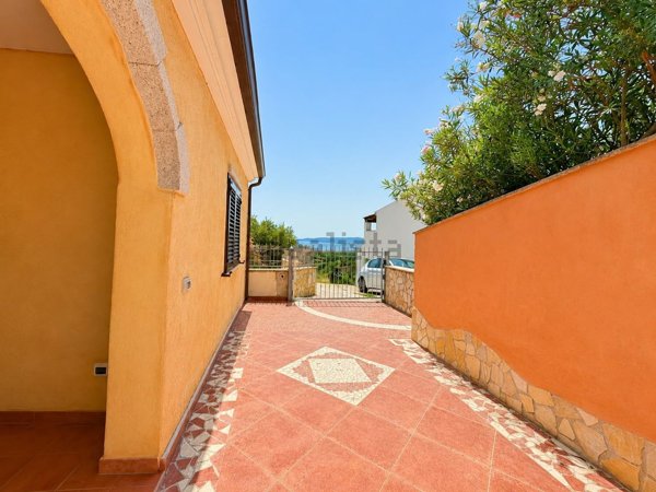 casa indipendente in vendita a San Teodoro(SS) in zona Lu Fraili