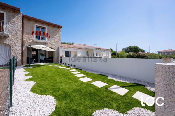 appartamento in vendita a San Teodoro(SS) in zona Badualga / La Runcina