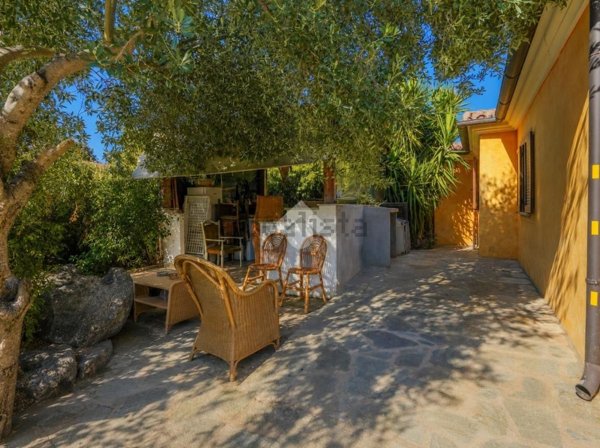 casa indipendente in vendita a San Teodoro(SS) in zona Buddittogliu Straulas