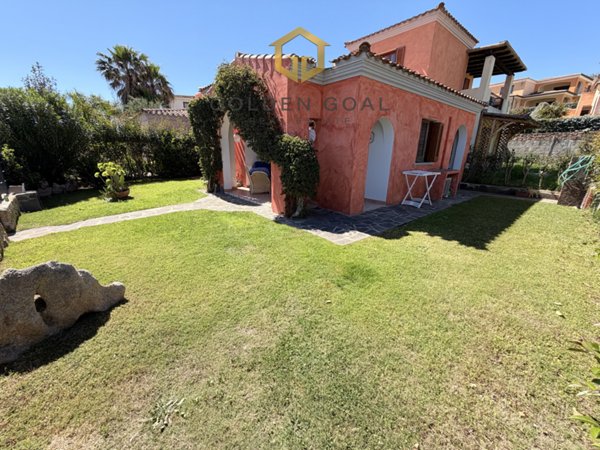 casa indipendente in vendita a San Teodoro(SS) in zona San Teodoro centro