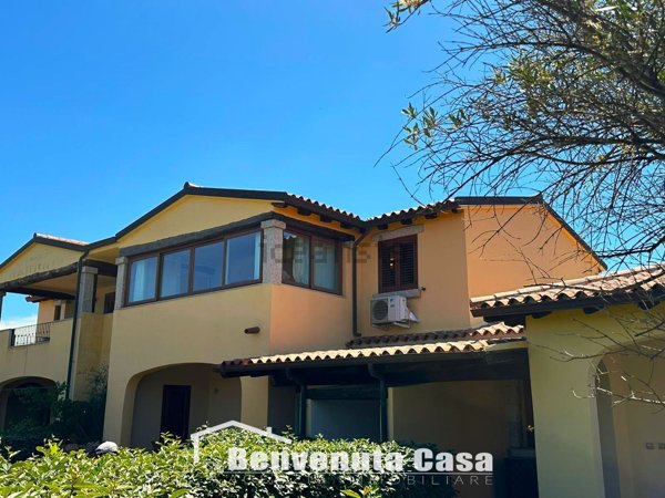 appartamento in vendita a San Teodoro(SS) in zona Monte Petrosu