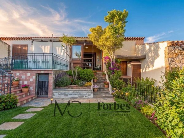 casa indipendente in vendita a San Teodoro(SS) in zona Costa Caddu