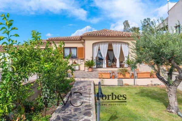 casa indipendente in vendita a San Teodoro(SS) in zona Buddittogliu Straulas