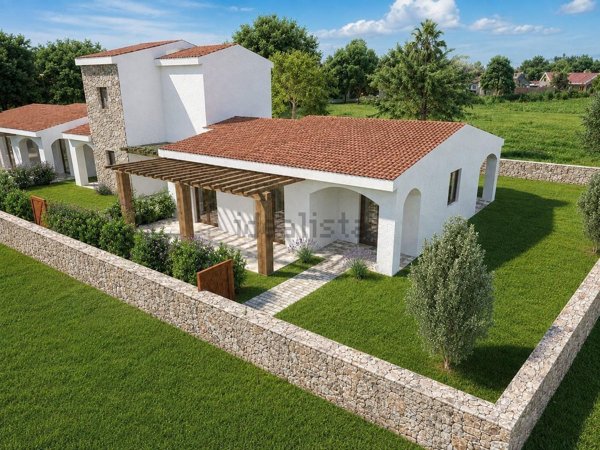 casa indipendente in vendita a San Teodoro(SS) in zona Buddittogliu Straulas
