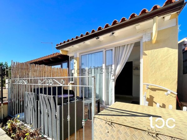 casa indipendente in vendita a San Teodoro(SS)