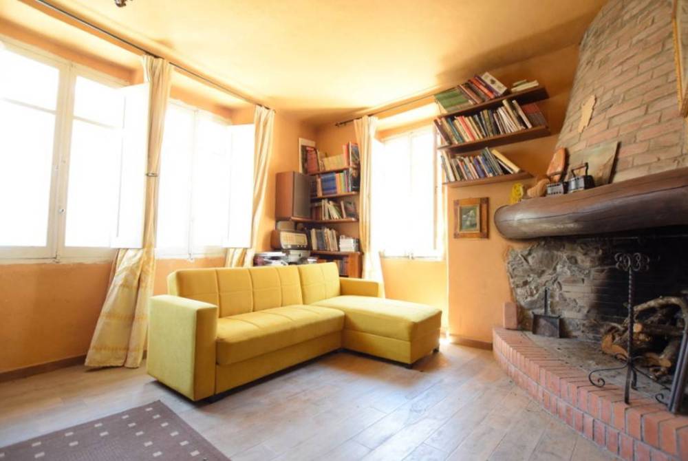 casa indipendente in vendita ad Aritzo