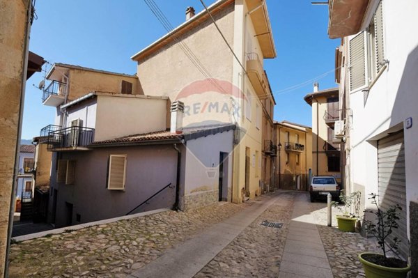 casa indipendente in vendita ad Aritzo