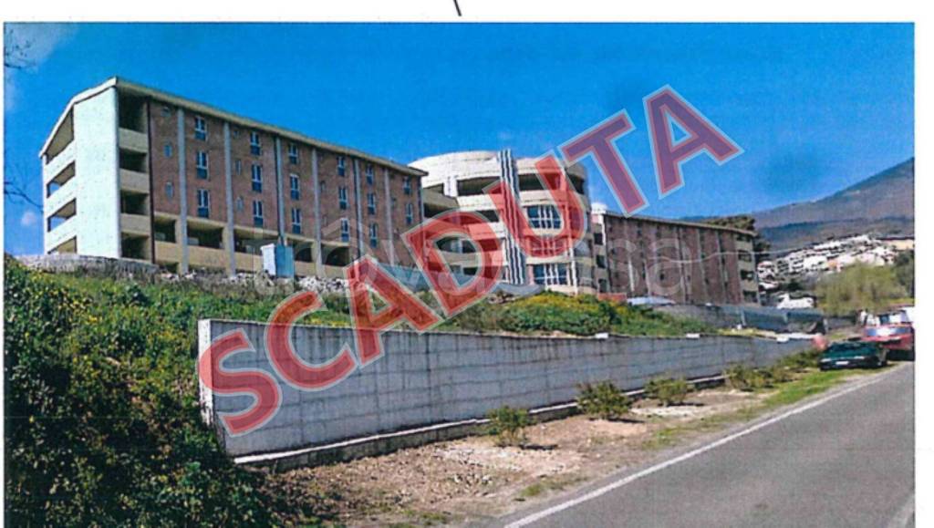 locale commerciale in vendita ad Aritzo