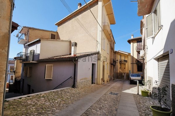 casa indipendente in vendita ad Aritzo