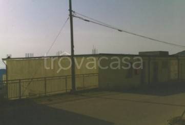 locale commerciale in vendita ad Arzana