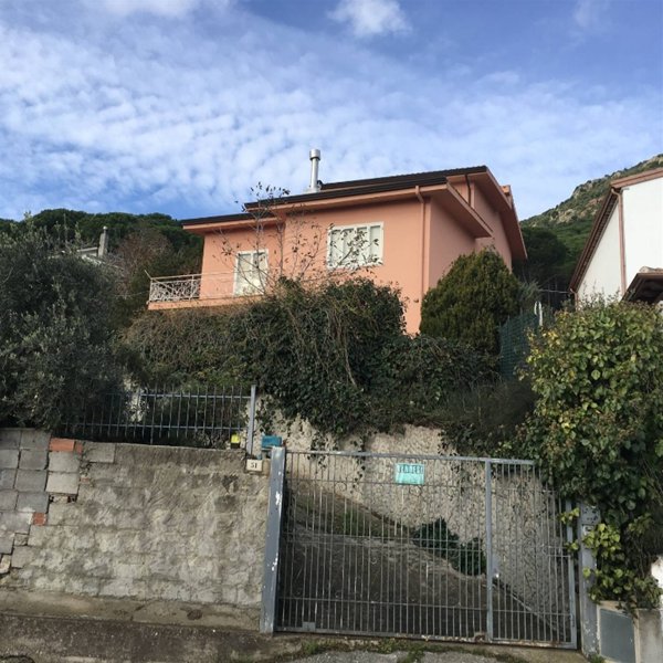 appartamento in vendita ad Arzana