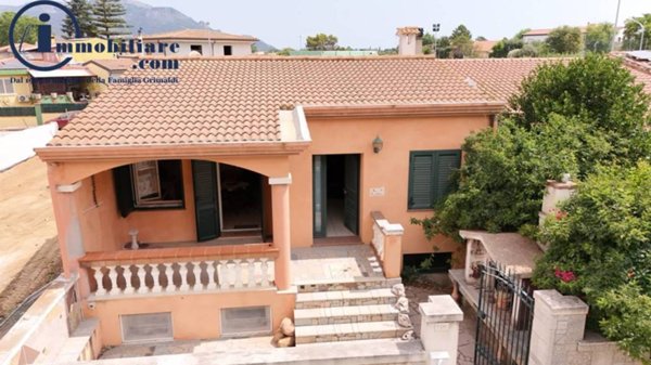 casa indipendente in vendita ad Arzana