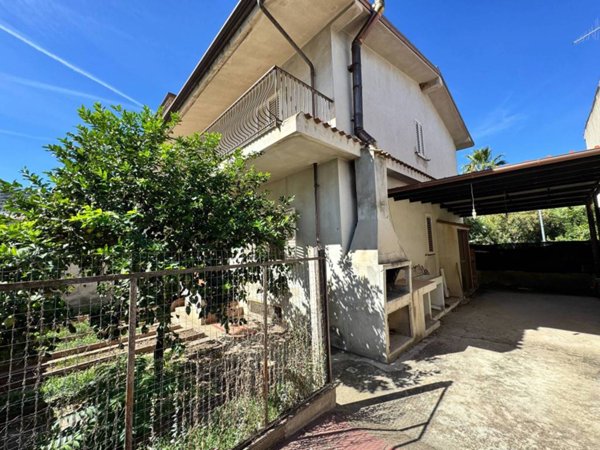 casa indipendente in vendita a Bari Sardo
