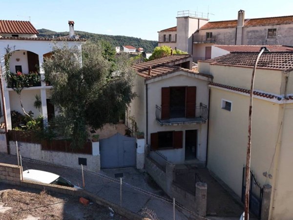 casa indipendente in vendita a Bari Sardo