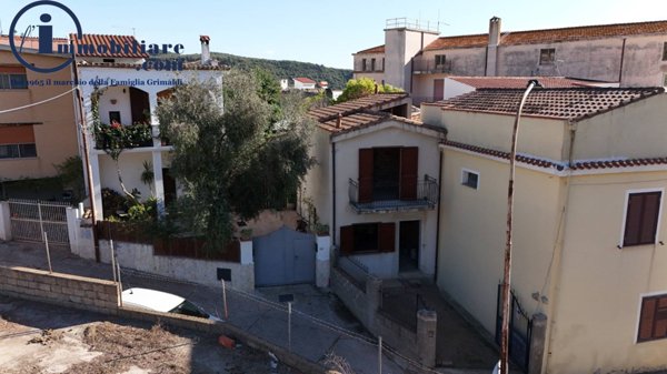casa indipendente in vendita a Bari Sardo