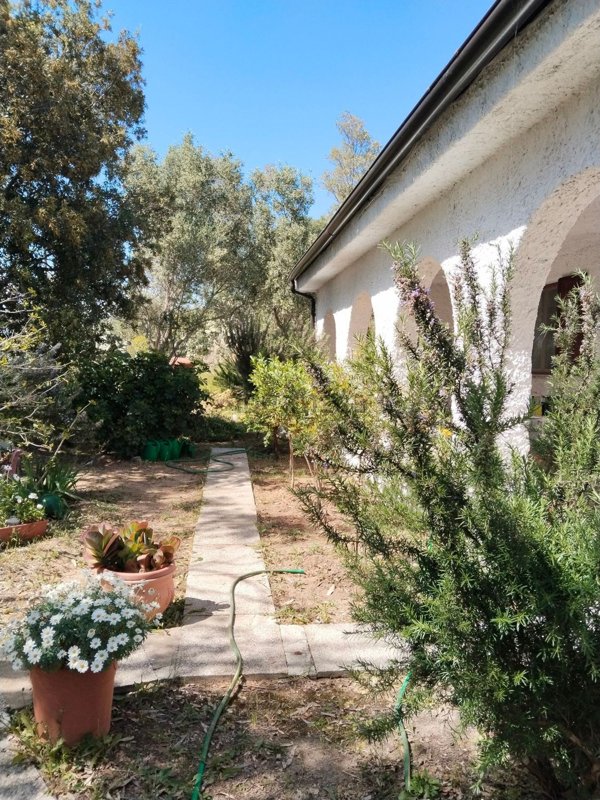 casa indipendente in vendita a Bari Sardo