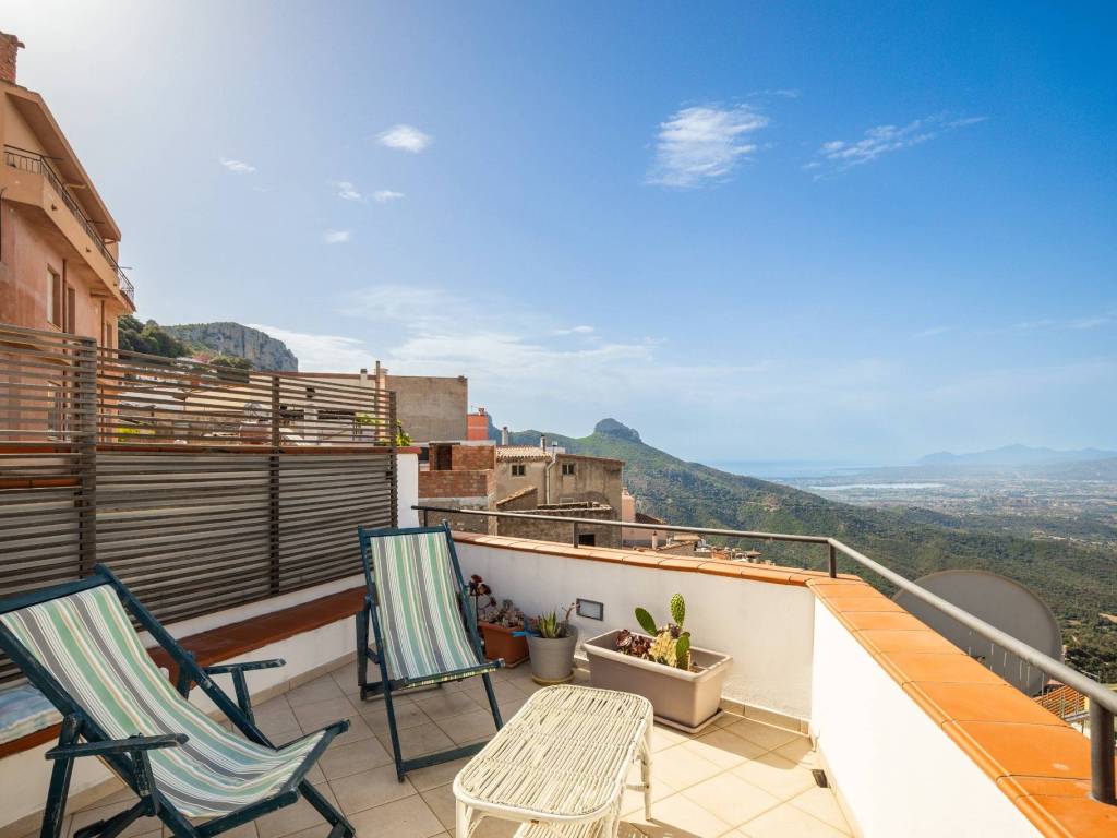 casa indipendente in vendita a Baunei in zona Santa Maria Navarrese