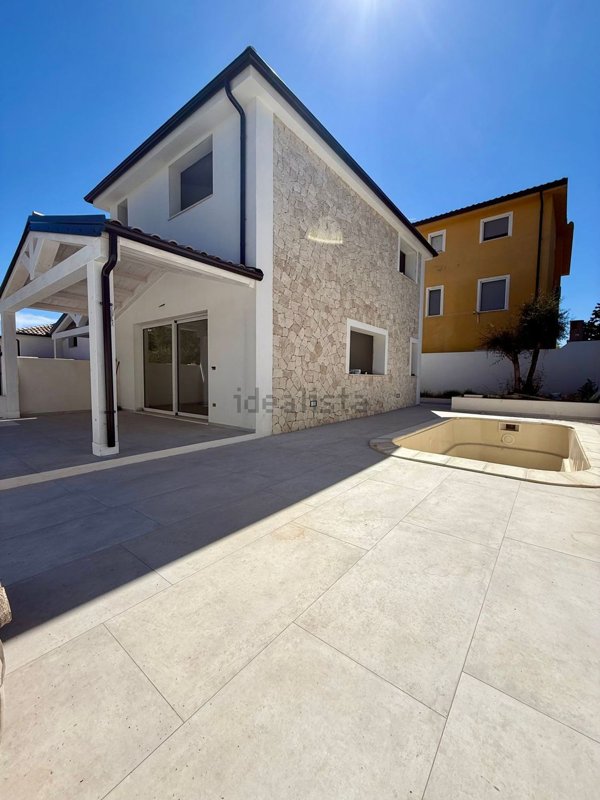 casa indipendente in vendita a Baunei in zona Santa Maria Navarrese