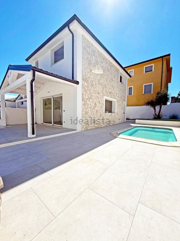 casa indipendente in vendita a Baunei in zona Santa Maria Navarrese