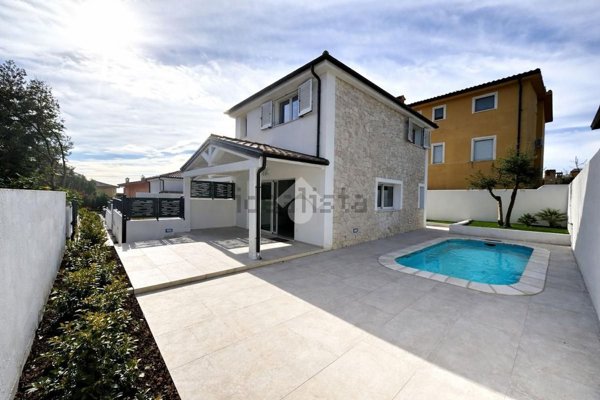 casa indipendente in vendita a Baunei in zona Santa Maria Navarrese