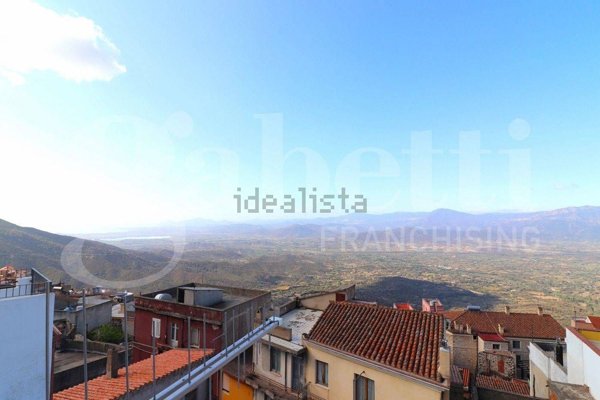 esavano in vendita a Baunei