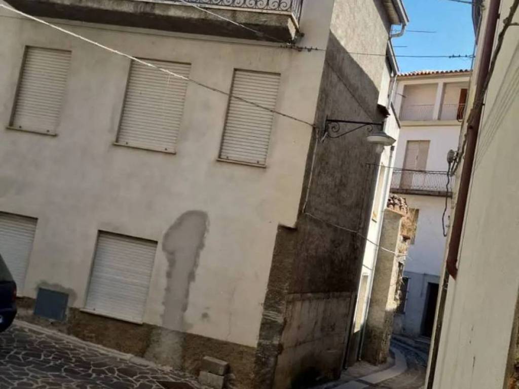 casa indipendente in vendita a Bitti
