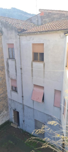 casa indipendente in vendita a Bitti