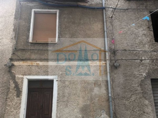 casa indipendente in vendita a Bitti