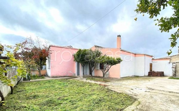 casa indipendente in vendita a Borore