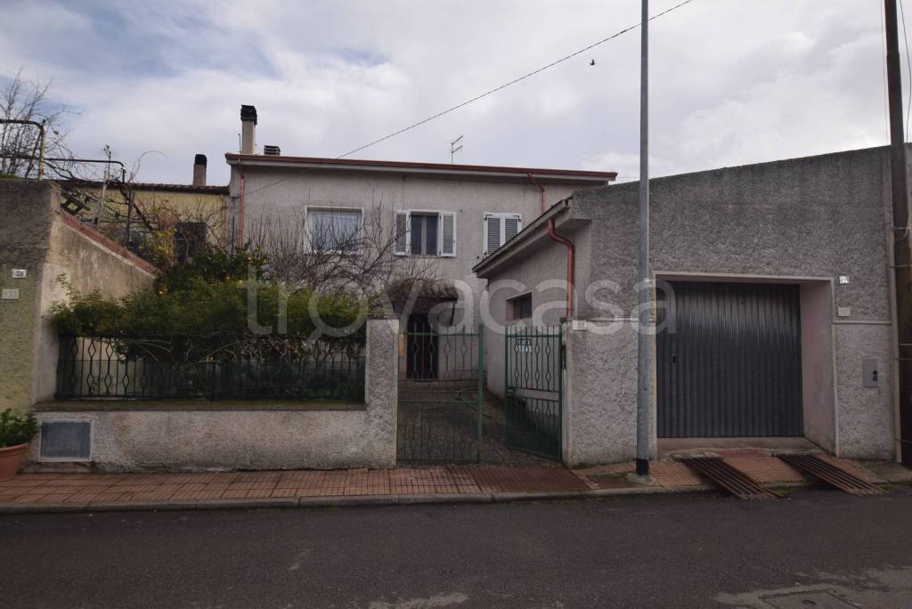 casa indipendente in vendita a Borore