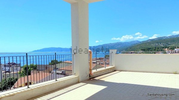 appartamento in vendita a Dorgali in zona Cala Gonone