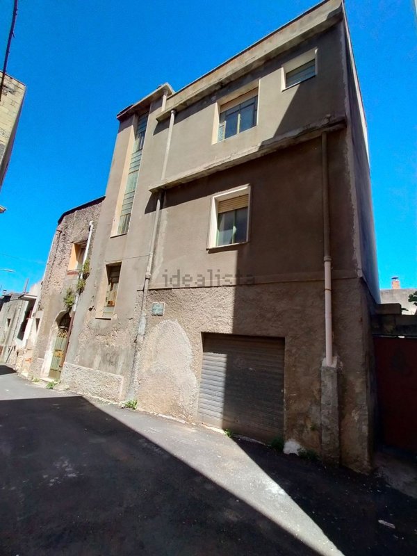 casa semindipendente in vendita a Dorgali