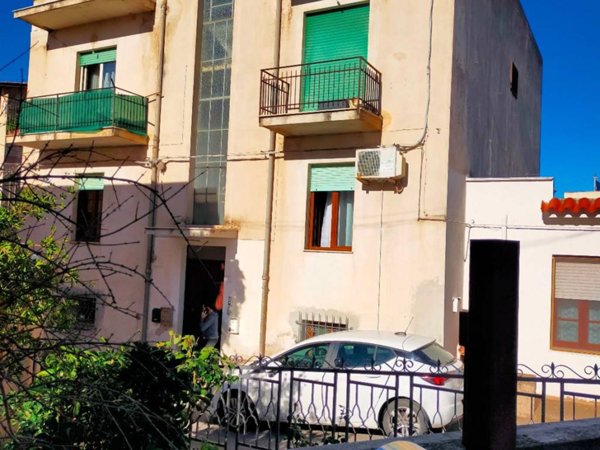 appartamento in vendita a Dorgali in zona Cala Gonone