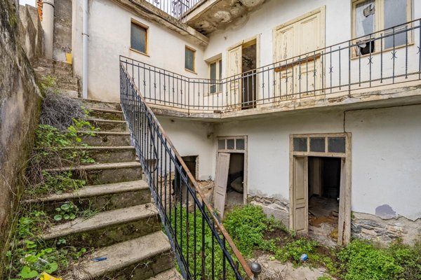 casa indipendente in vendita a Dorgali in zona Cala Gonone