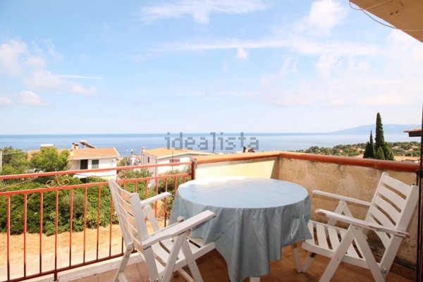 appartamento in vendita a Dorgali in zona Cala Gonone