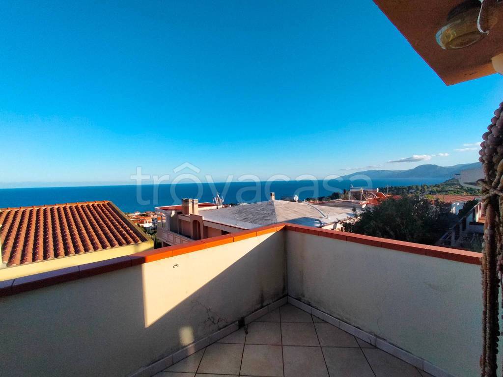appartamento in vendita a Dorgali in zona Cala Gonone