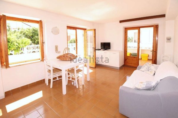 appartamento in vendita a Dorgali in zona Cala Gonone