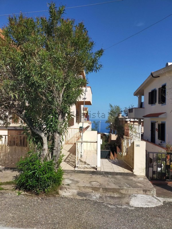 appartamento in vendita a Dorgali in zona Cala Gonone