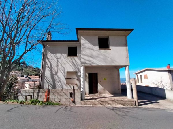 casa indipendente in vendita a Dorgali