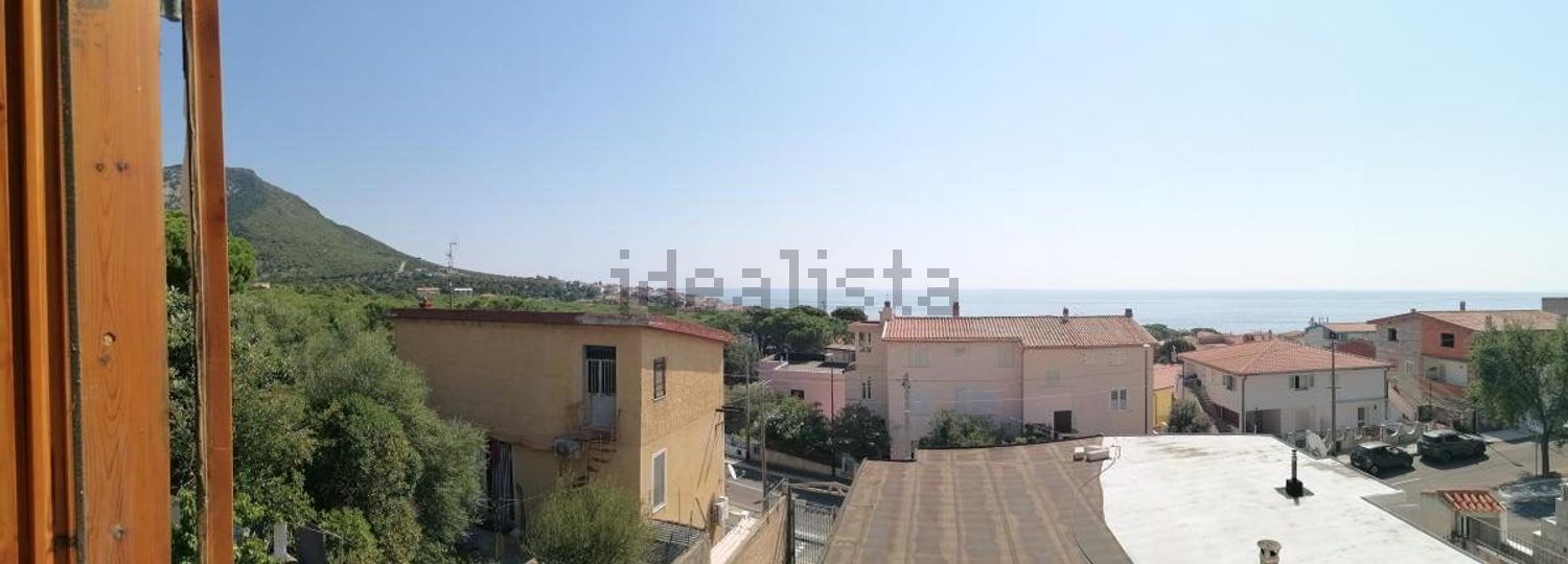 appartamento in vendita a Dorgali in zona Cala Gonone