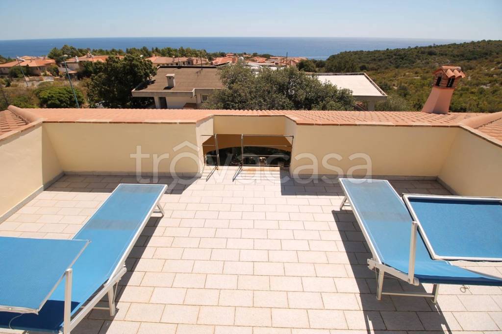 appartamento in vendita a Dorgali in zona Cala Gonone