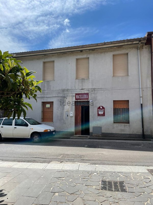 locale commerciale in vendita a Dualchi