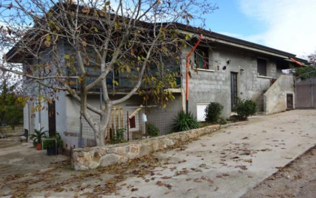 casa indipendente in vendita a Fonni
