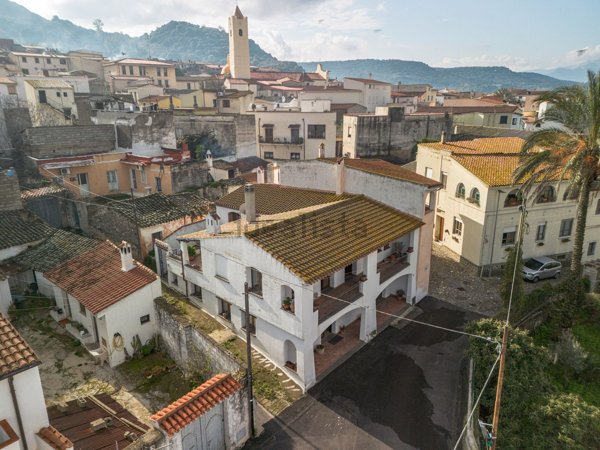 casa indipendente in vendita a Galtellì