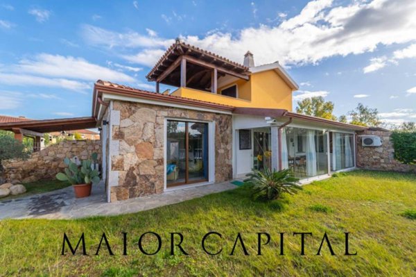 casa indipendente in vendita a Galtellì