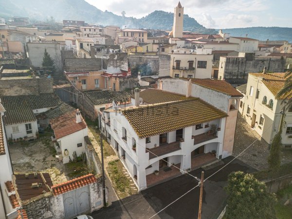 casa indipendente in vendita a Galtellì